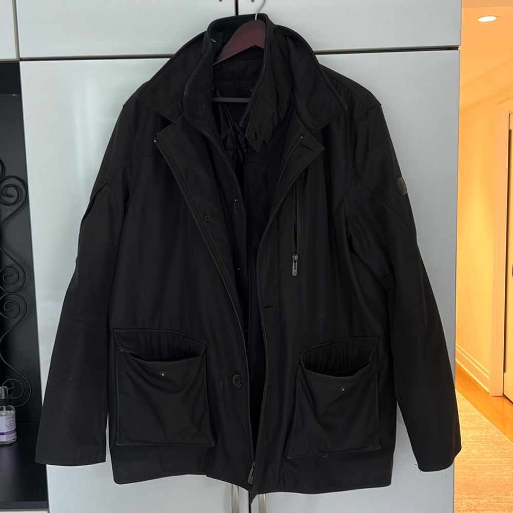 Tumi men’s black jacket, size L